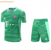2021-22 Bayern Munich Green Goalkeeper Soccer Kit (Shirt+Shorts)