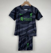 2023-24 Liverpool Kids Black Goalkeeper Soccer Kits Shirt With Shorts