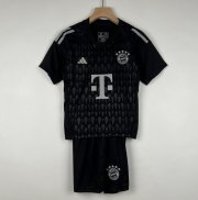 2023-24 Bayern Munich Kids Black Goalkeeper Soccer Kits Shirt With Shorts