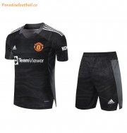 2021-22 Manchester United Black Goalkeeper Soccer Kits Shirt with Shorts