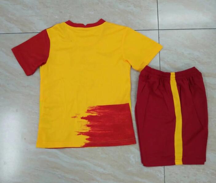 Kids Galatasaray 2020-21 Home Soccer Kits Shirt With Shorts - Click Image to Close